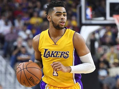did d'angelo russell get traded